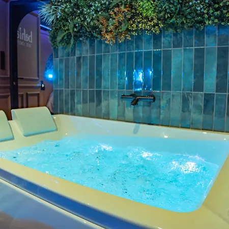 דירה Bahia - Balneo Prive - Hypercentre לה-רוש-סור-יון